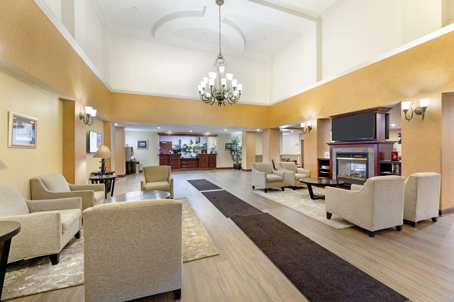 Best Western Plus Victor Inn & Suites 19/35