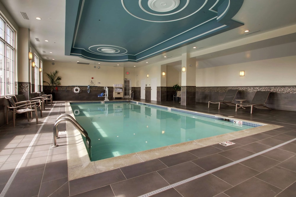 Hampton Inn By Hilton Pawtucket 3/35
