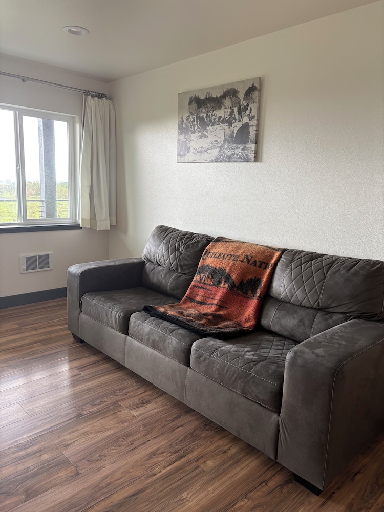 Quileute Oceanside Resort 30/50