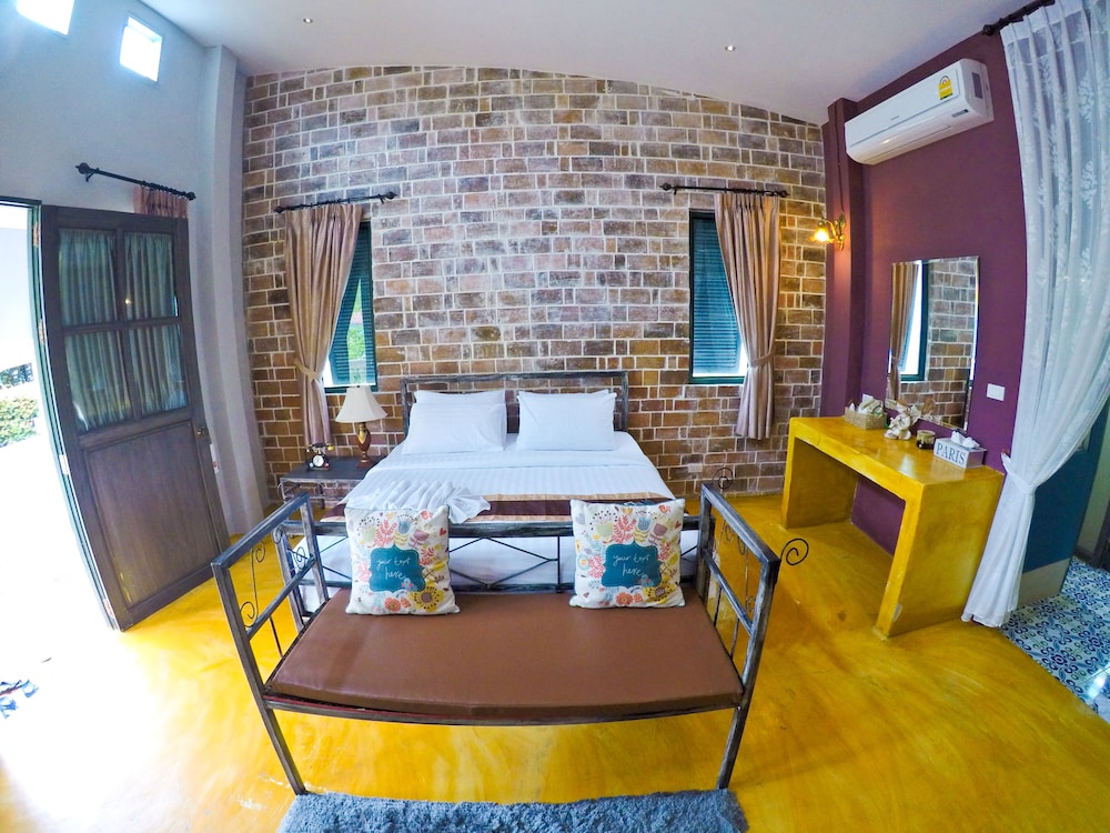 Stamp Hills Resort And Restaurant 16/71