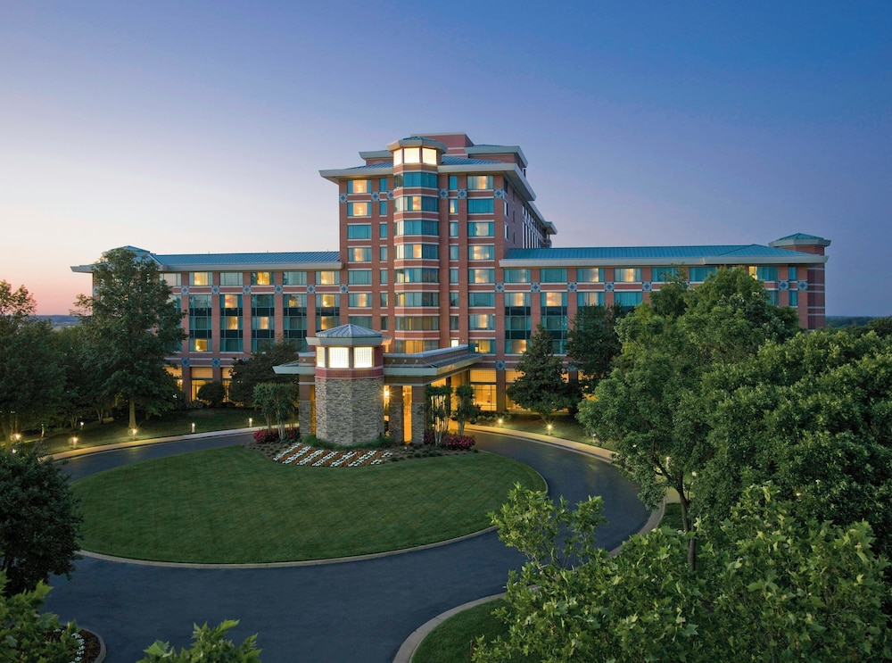 Lansdowne Resort And Spa 2/73