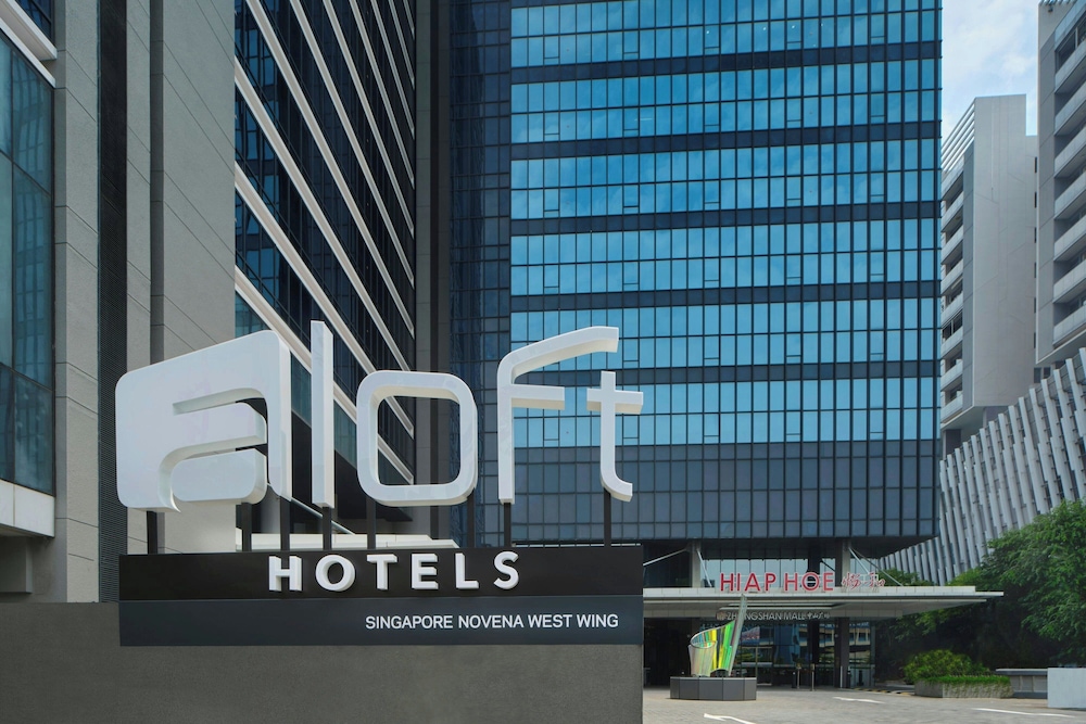 Aloft Singapore Novena 58/65
