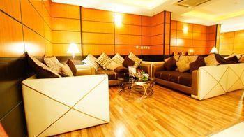 أجنحة المهيدب التخصصي(Almuhaidb Al Takhasosi Suites) 57/63