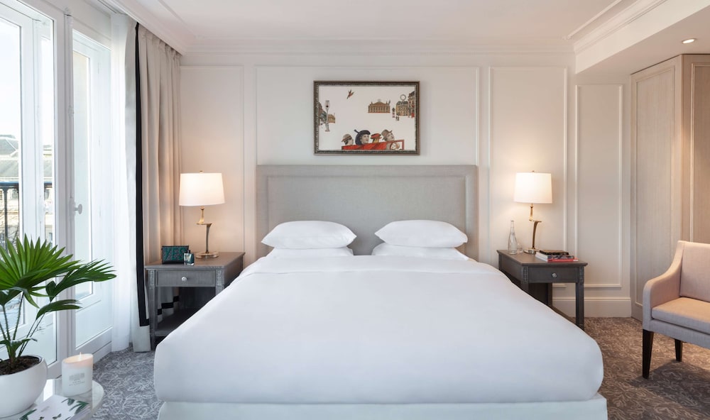 Hotel Du Louvre 17/69