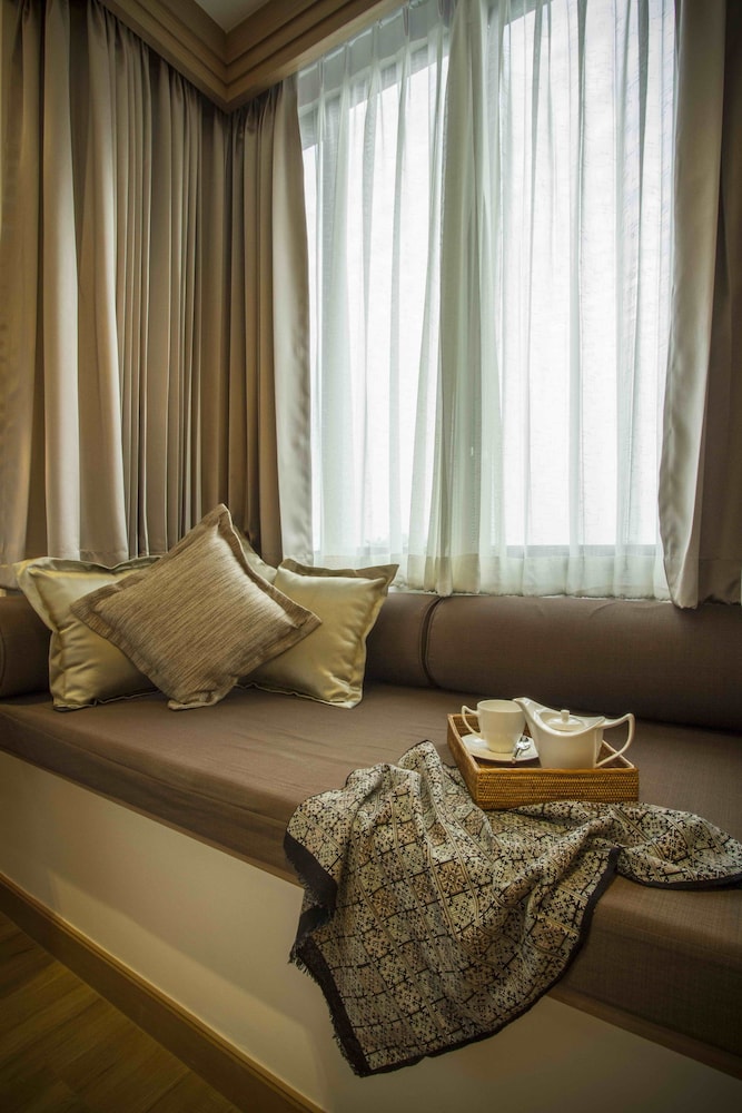 Maraya Hotel Resort 36/65