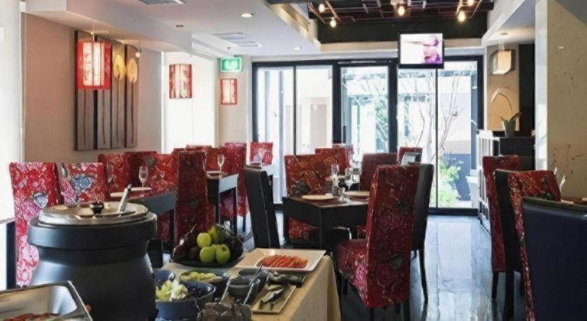 Bonito Chinos Hotel 34/46