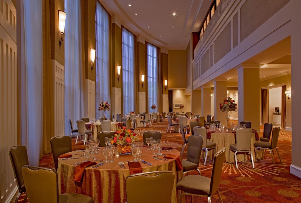 Hyatt Regency Long Island 32/61