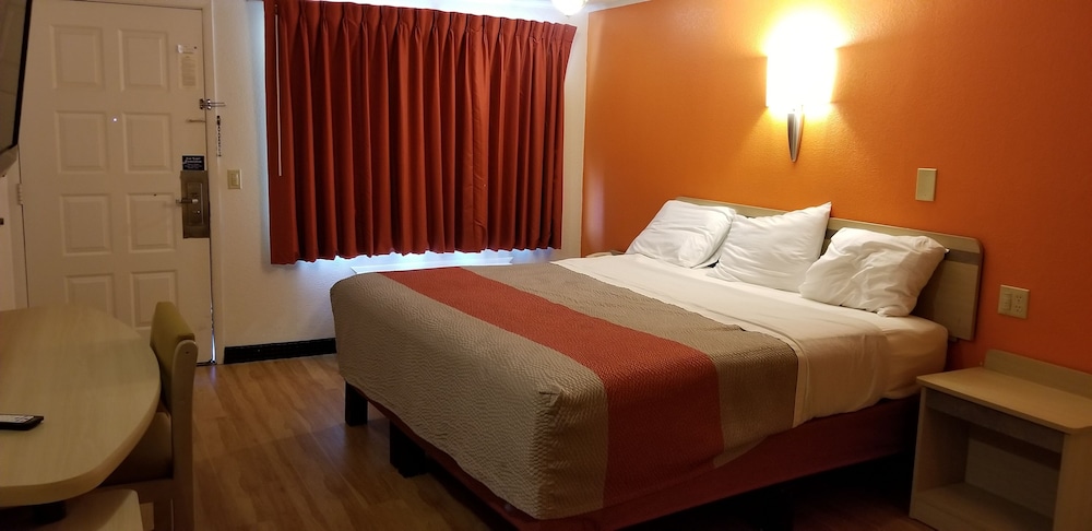 FairBridge Inn Express London 6/33