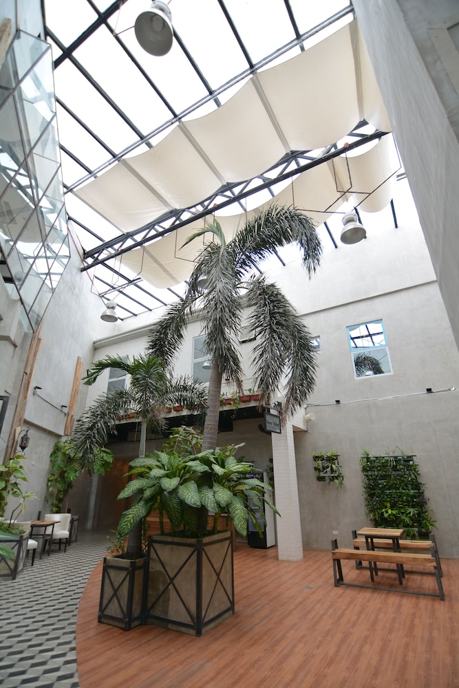 Viven Hotel 30/39