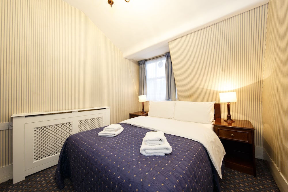 Regency House 15/69