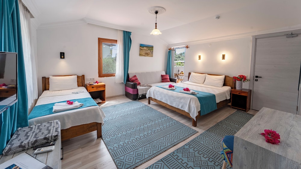 Flower Pension Hotel 9/49