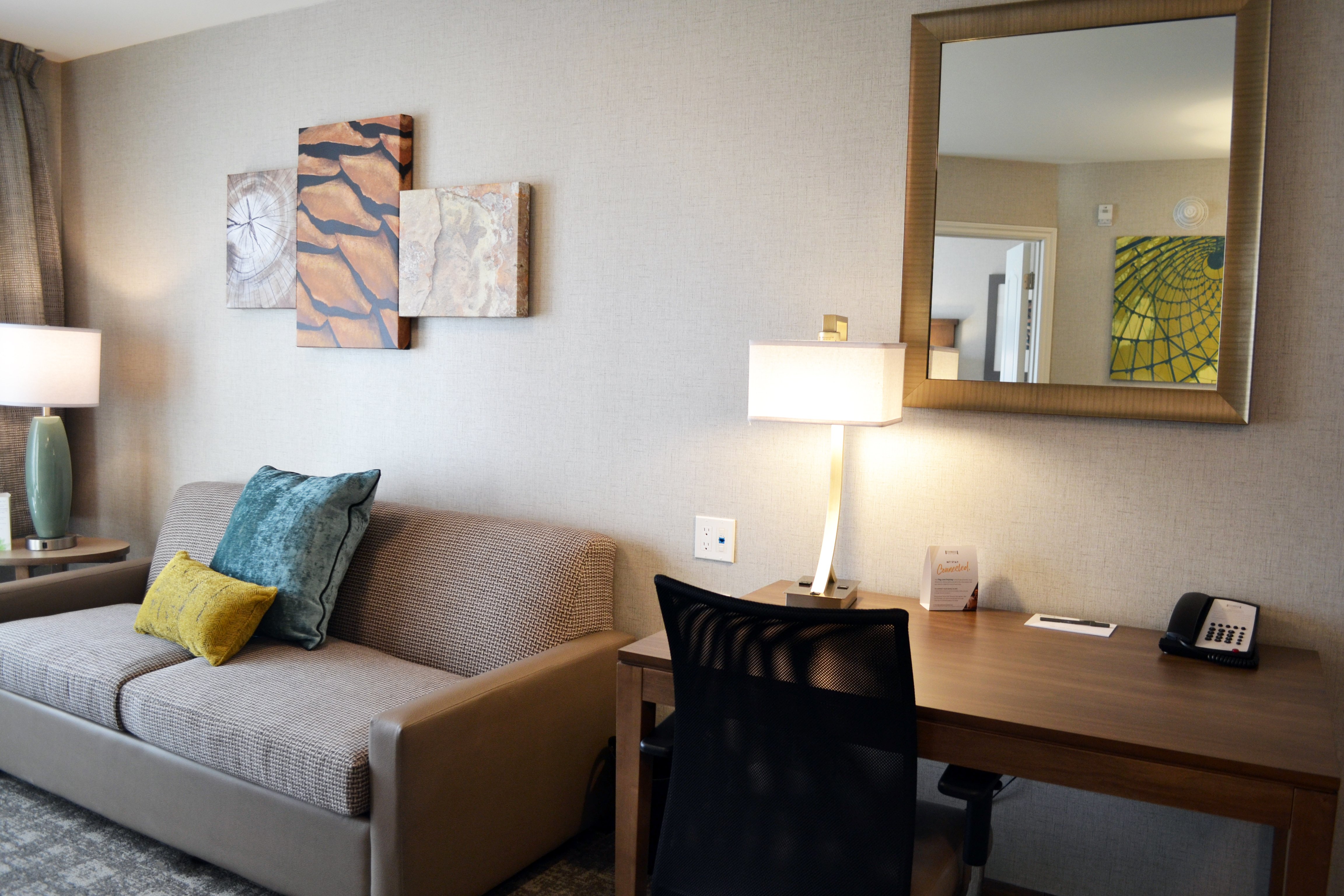 Staybridge Suites Red Deer North 24/50