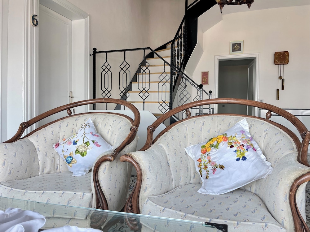 Villa Ece Pansiyon 29/40