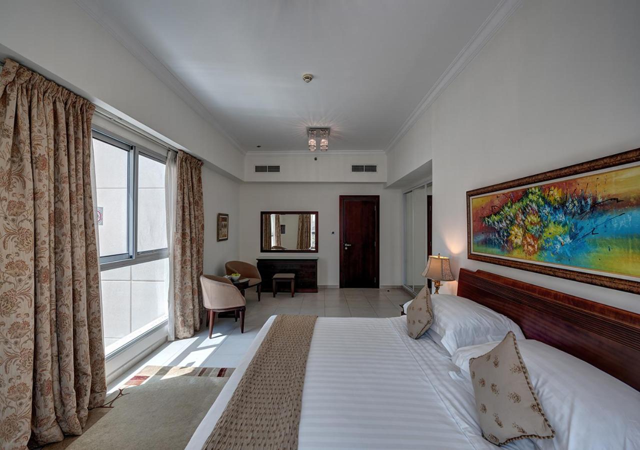 3 BEDROOM APARTMENT
