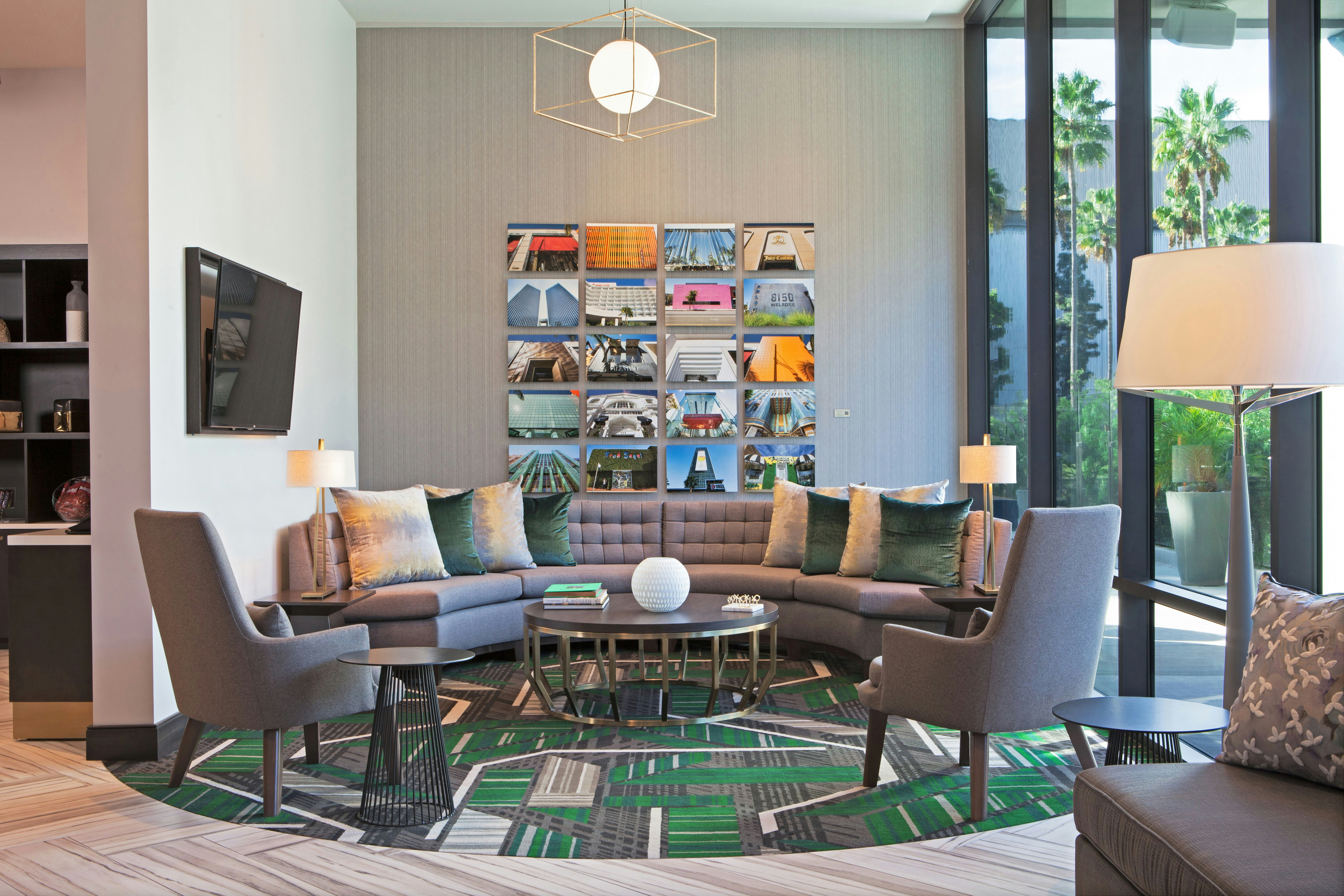 H Hotel Los Angeles, Curio Collection by Hilton 22/59