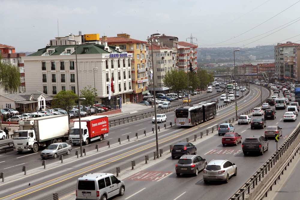 Grand Hotel Avcilar 43/50