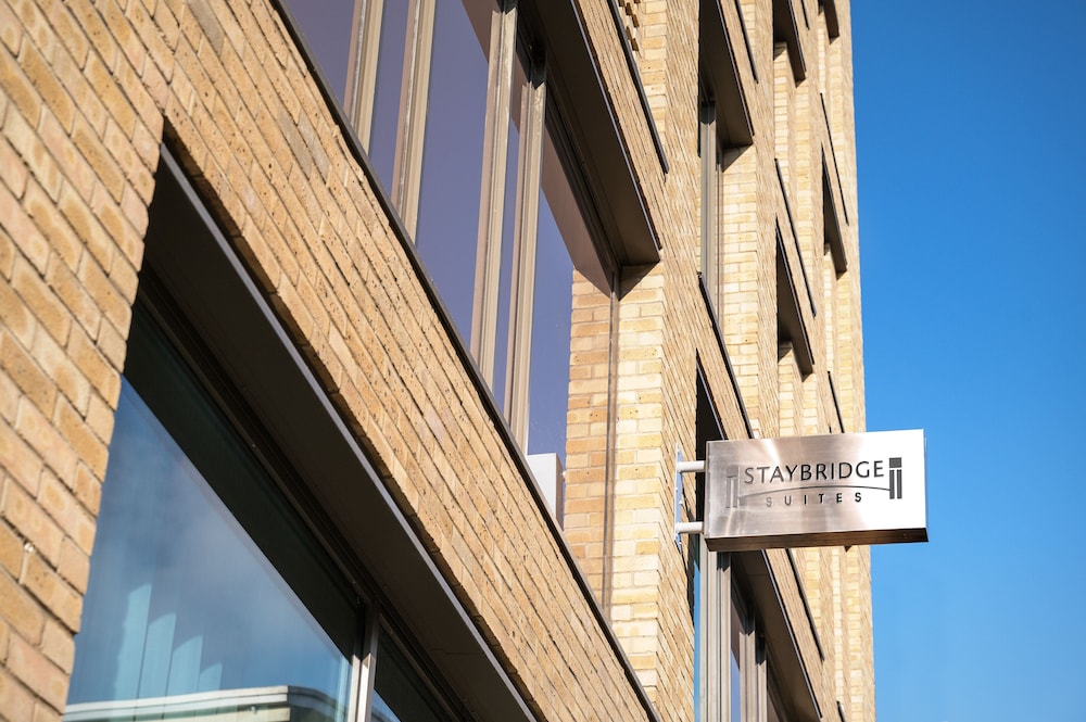 Staybridge Suites Brighton 38/41