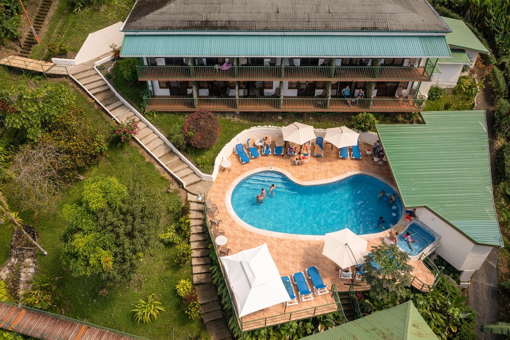 Tabulia Tree Hotel and Villas 6/77