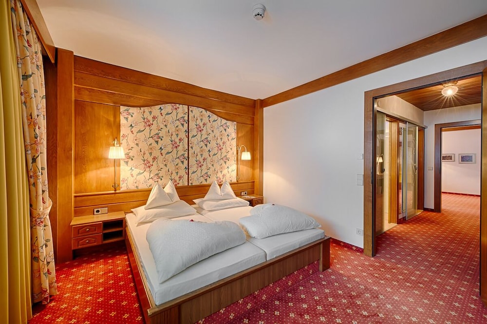 Thermenwelt Hotel Pulverer 10/50