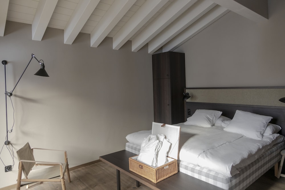 Nomad Lodge and Spa by CERVO 8/50