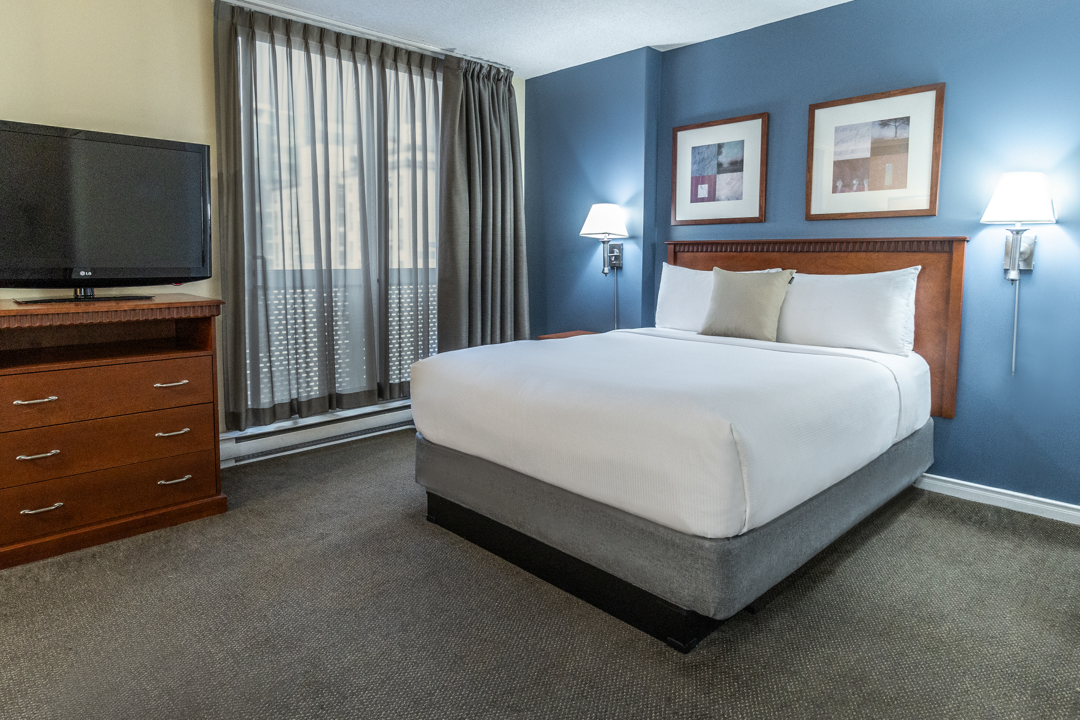 غرفة قياسية بسرير مزدوج، Hotel Saint Laurent Montreal 3/5