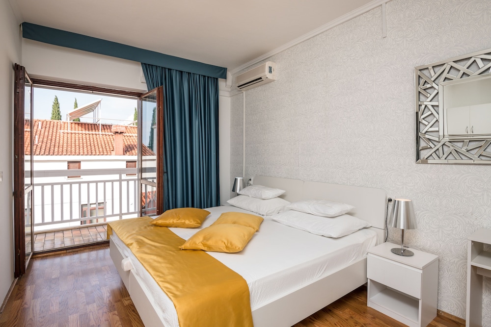Villa Voinic 28/50