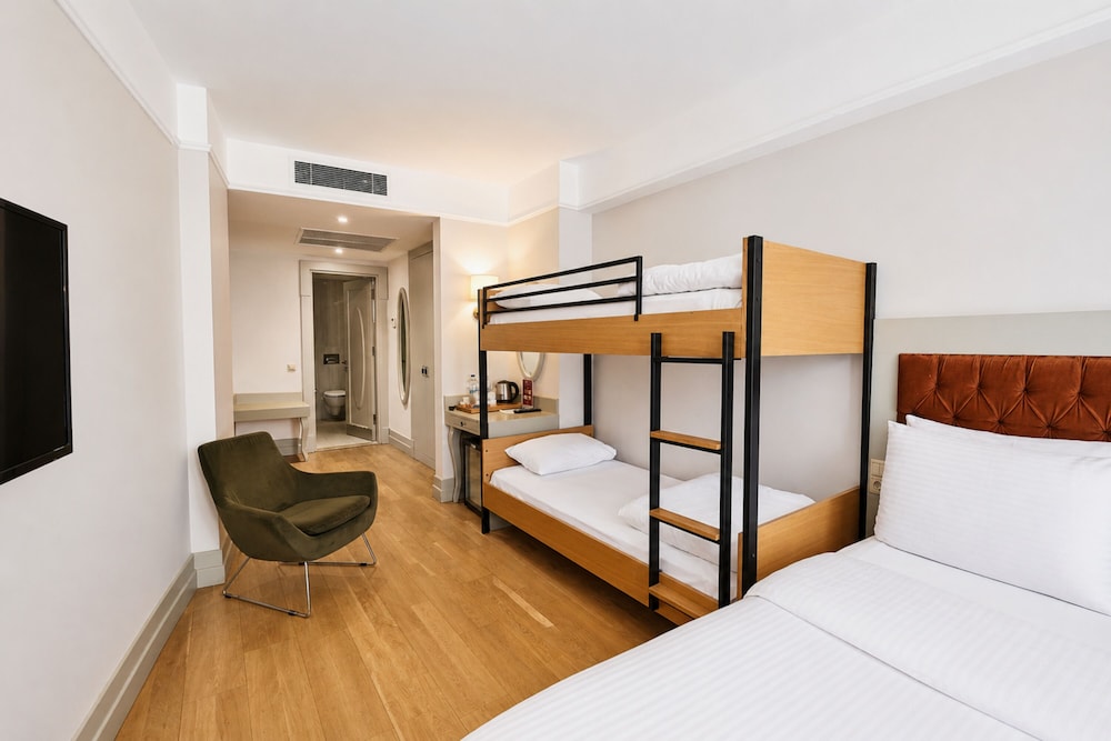 Faros Old City Hotel 31/72