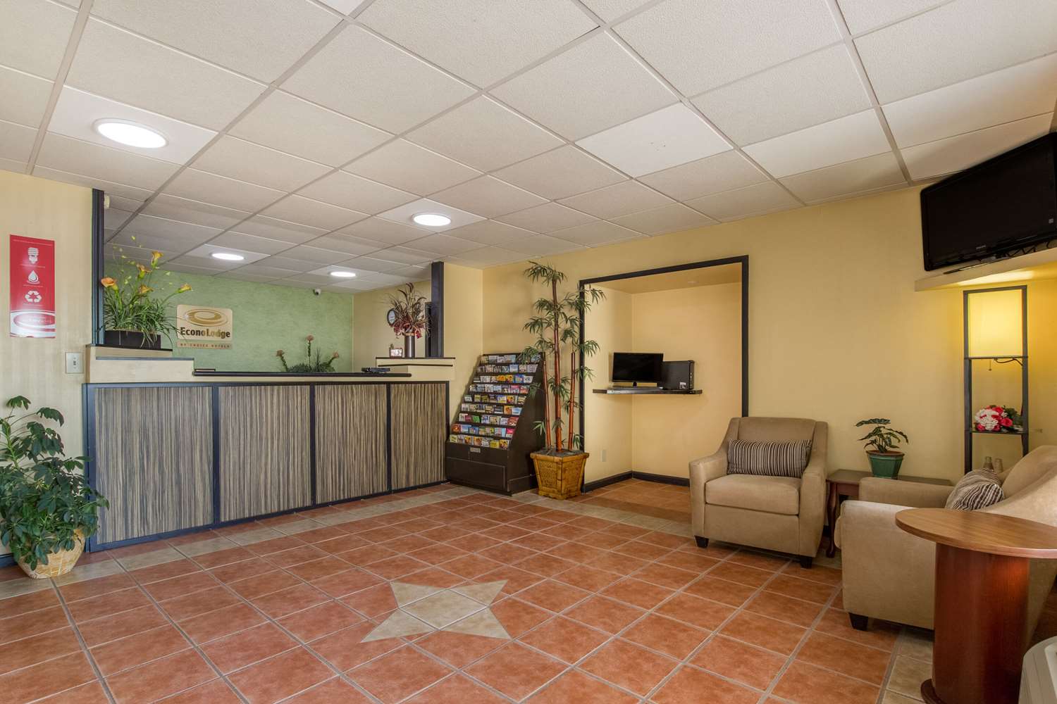 Econo Lodge Fort Knox 11/44