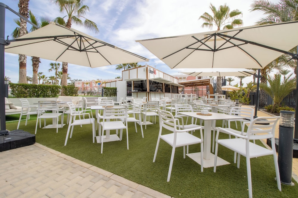 30 Degrees Hotel Dos Playas 33/50