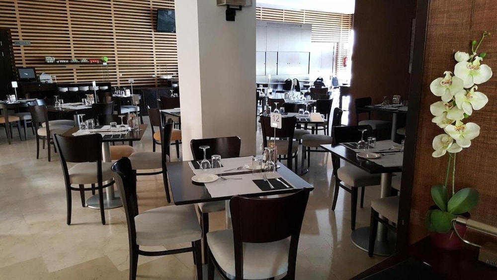 Mercader Hotel 31/50