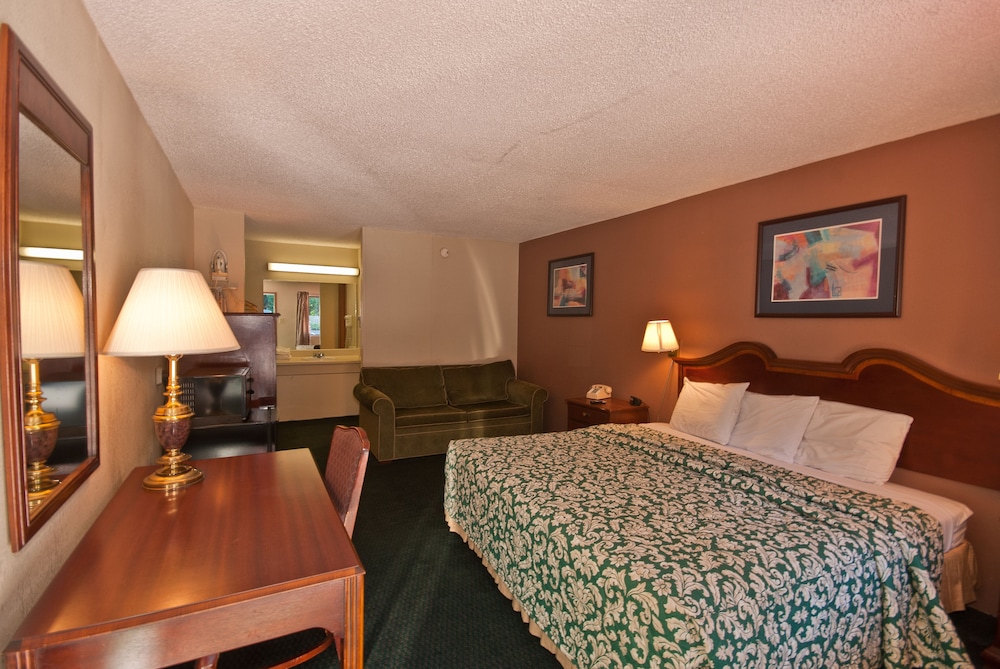 Country Hearth Inn & Suites Marietta 16/43