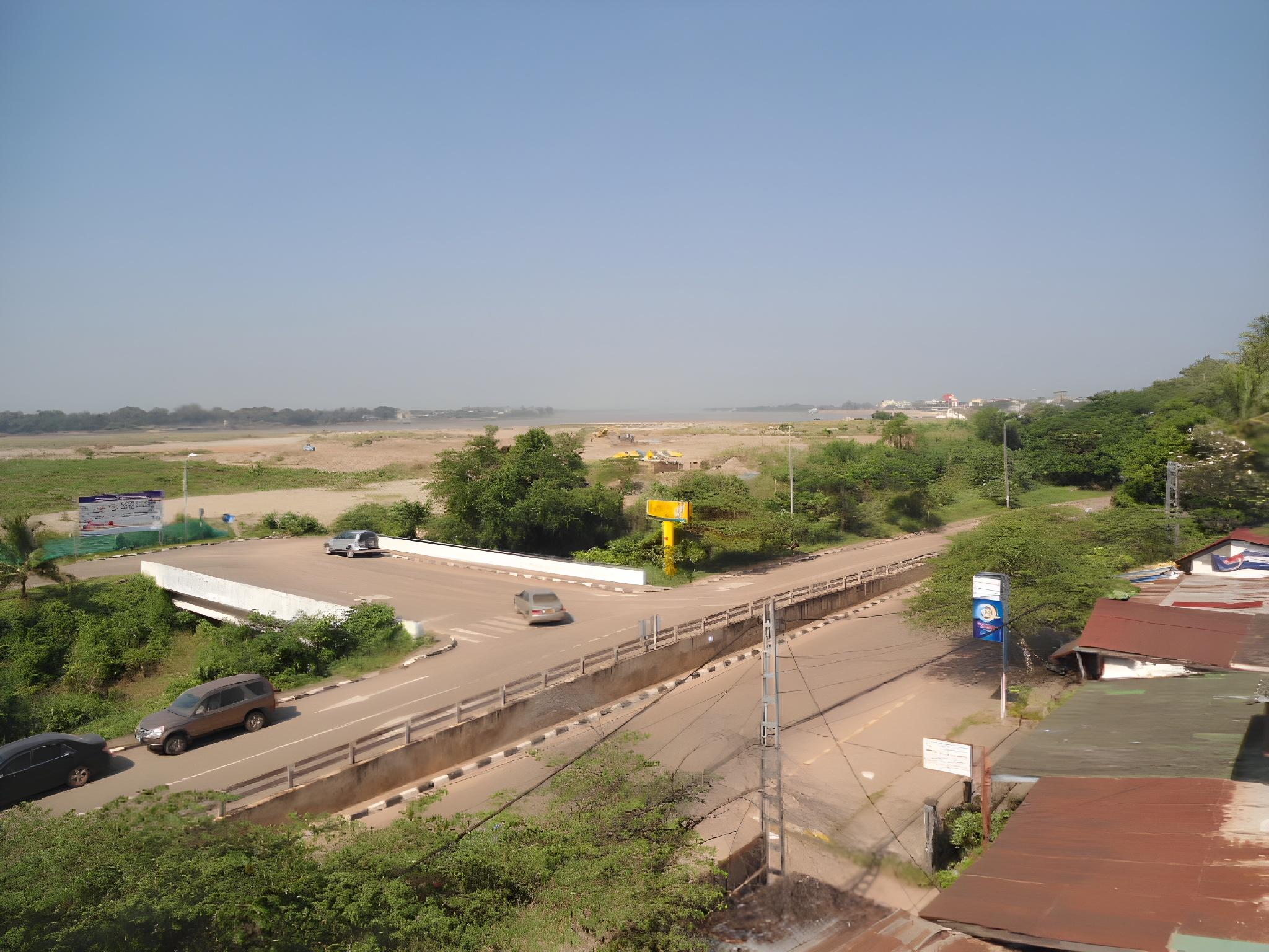 Chanthasom Guesthouse 33/33