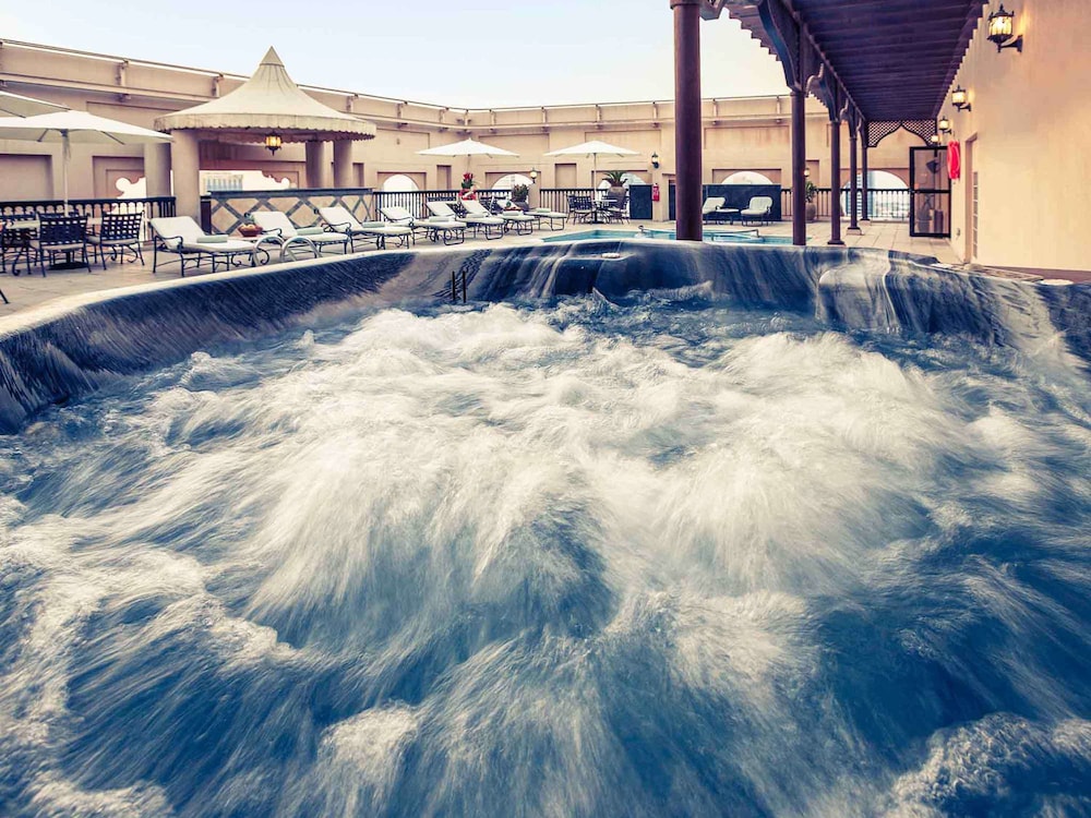 Mercure Grand Hotel Seef - All Suites 25/67