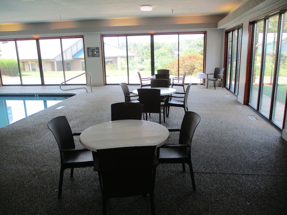 Best Western Batesville 54/73