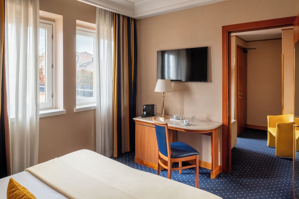 جناح جونيور بسرير كوين بشرفة، Diocleziano Hotel 10/10