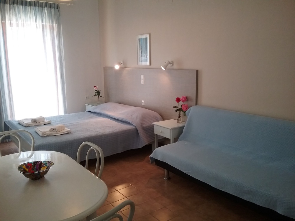 ILONA APARTMENTS 21/50
