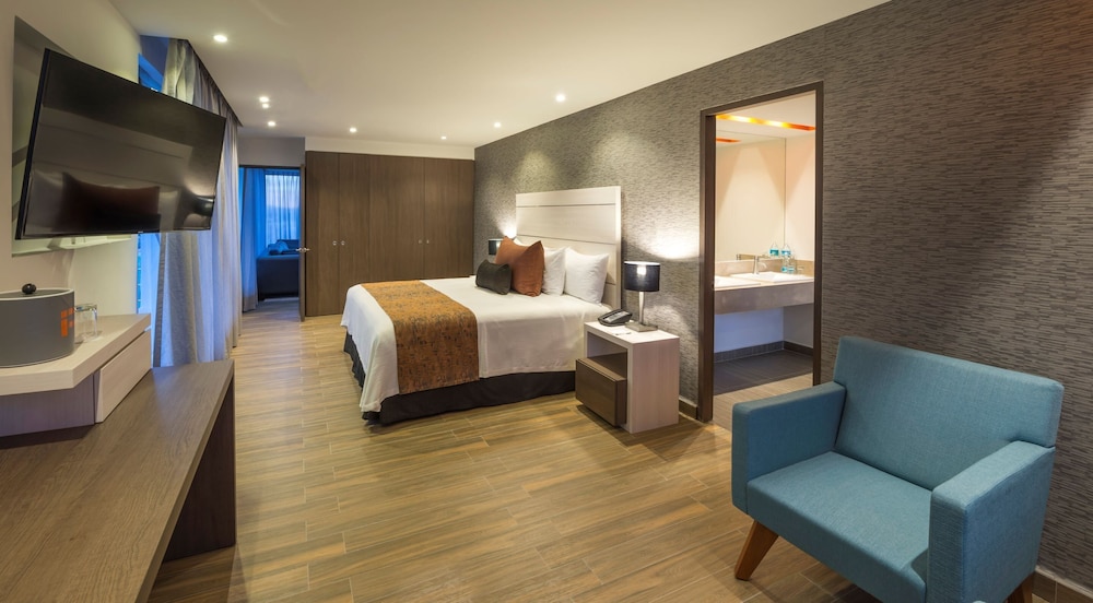 Real Inn Celaya 36/65