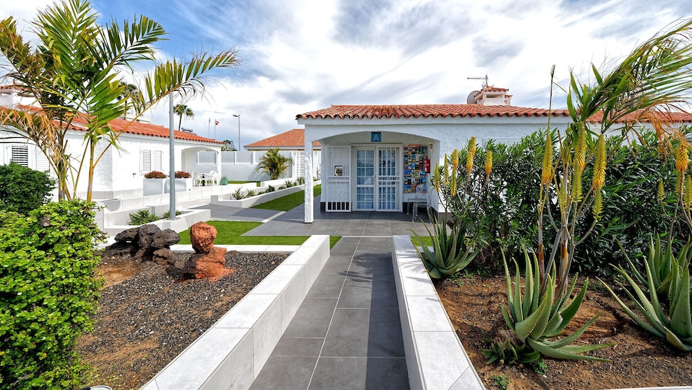Bungalows Adonis 43/54