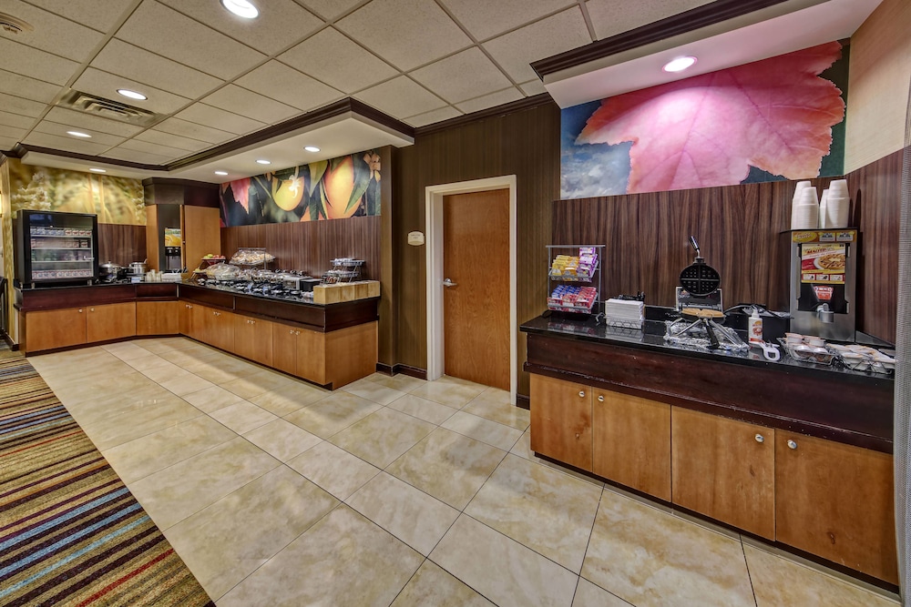 Fairfield Inn Suites Weatherford 7/35