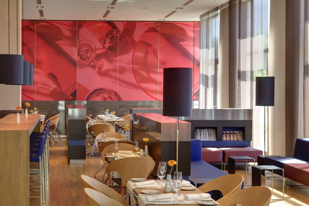 Intercity Hotel Leipzig 37/40