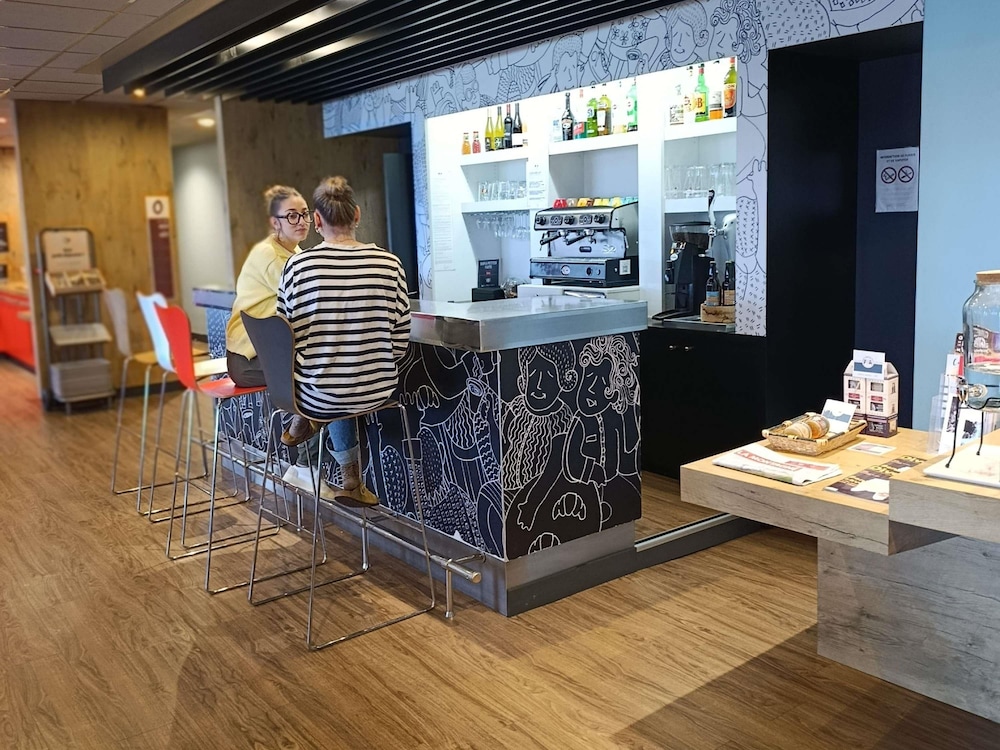 Ibis Aurillac 4/63