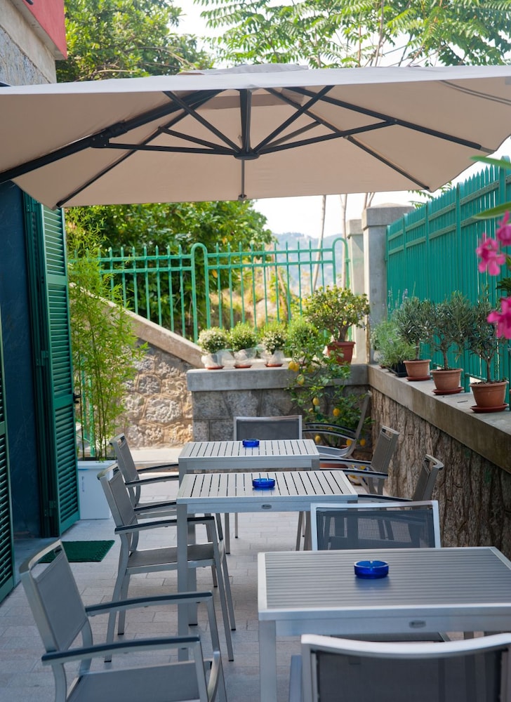 B&B Via Delle 5 Terre 27/47