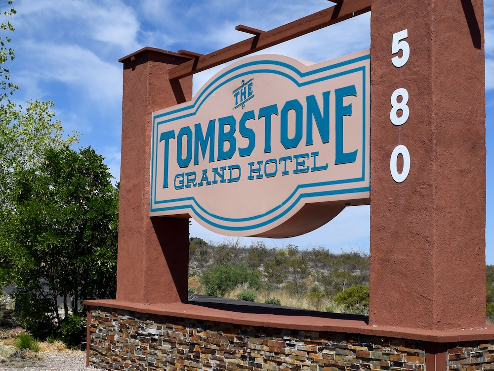 Tombstone Grand Hotel, a Baymont by Wyndham 2/50