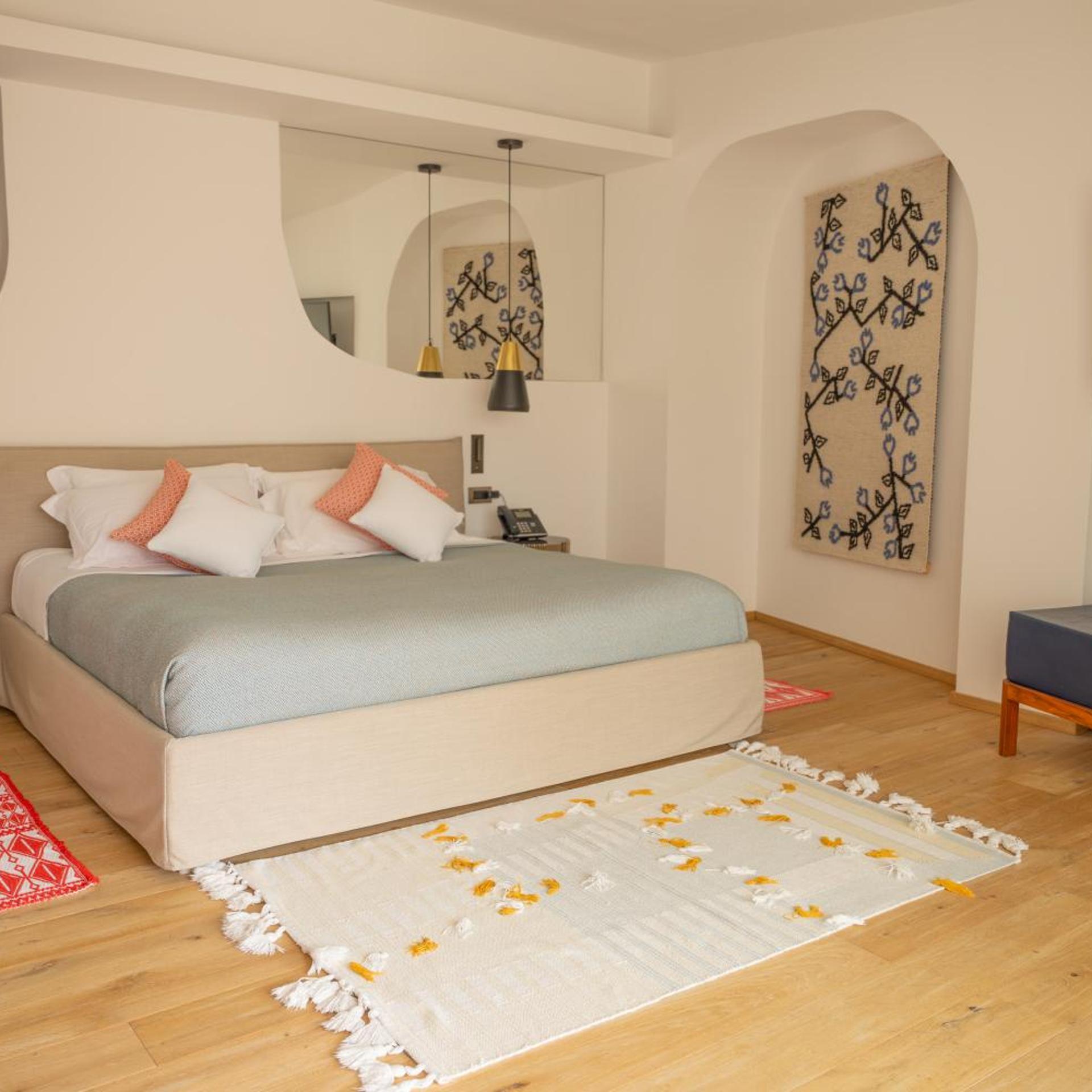 Junior Suite, Deluxe