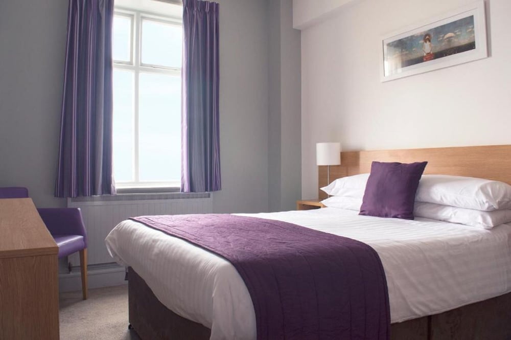 Torbay Hotel 16/38