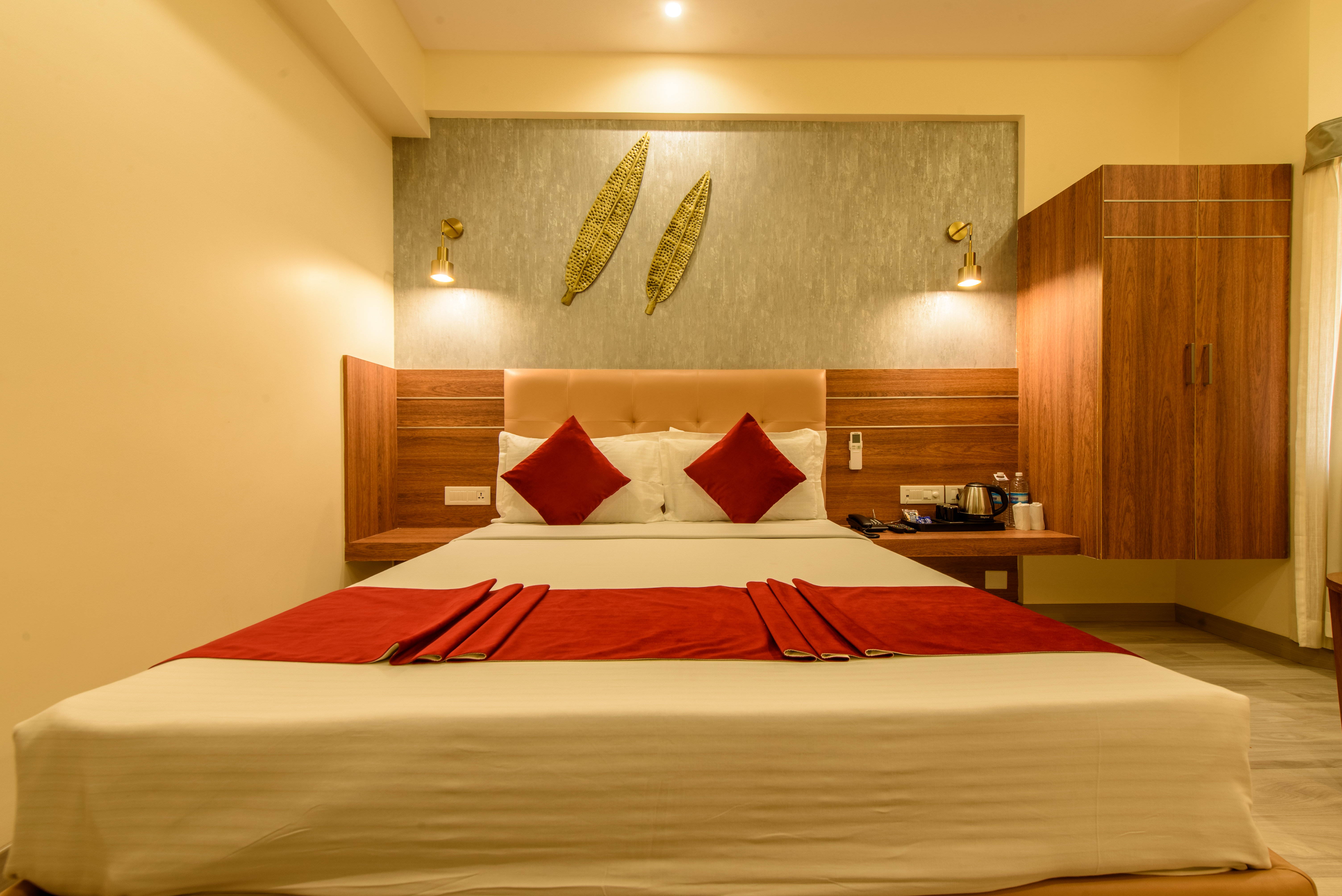 Hotel Bangalore Gate 30/81