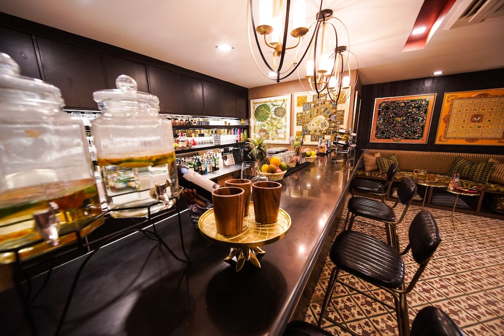 Unwnd Boutique Hotel Makati 51/63