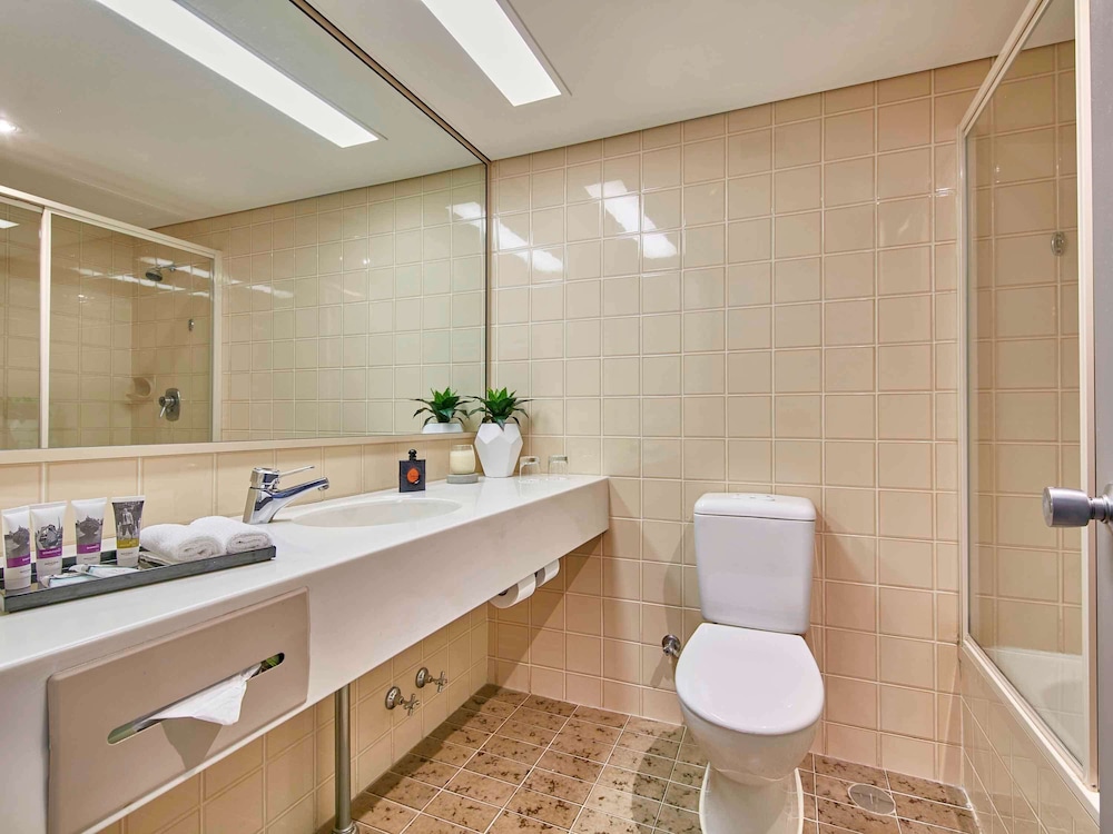 Mercure Perth 29/72