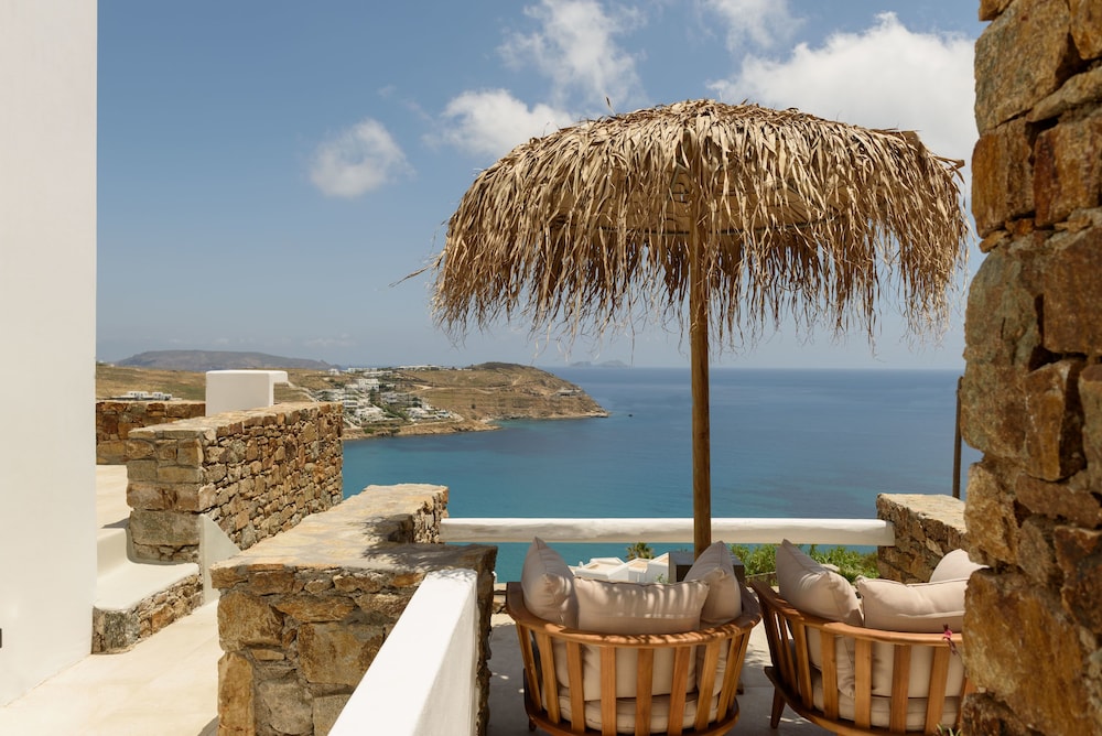 The Summit of Mykonos 4/73