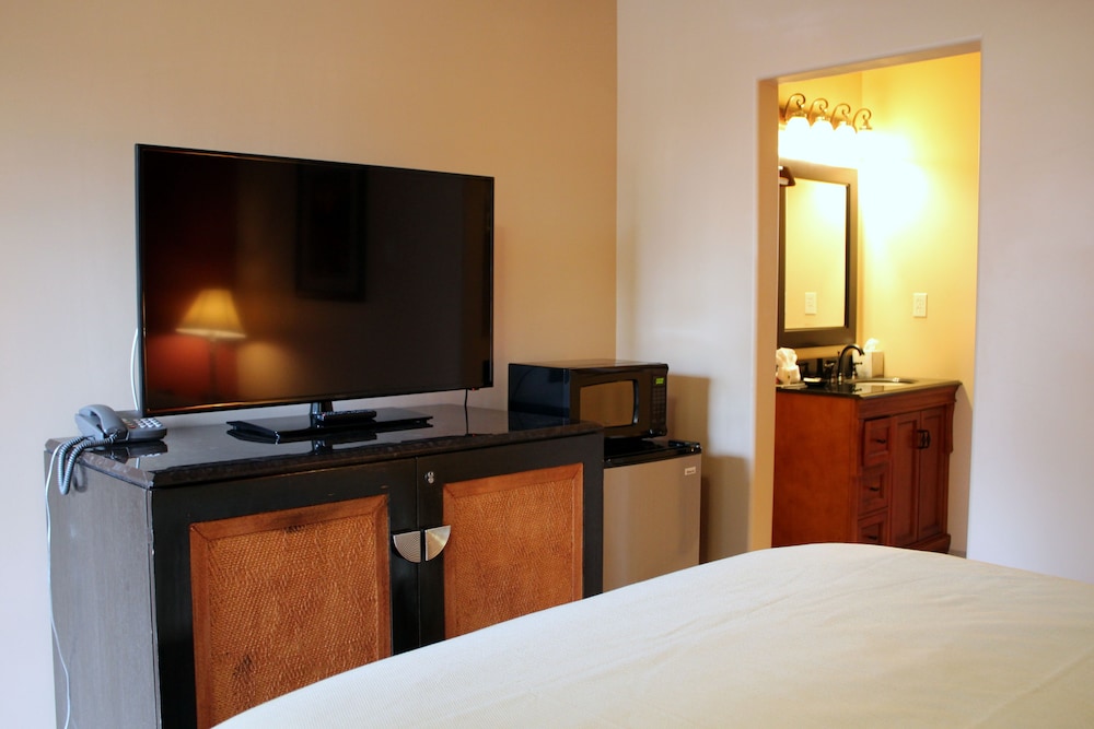 Matterhorn Inn Ouray 24/56